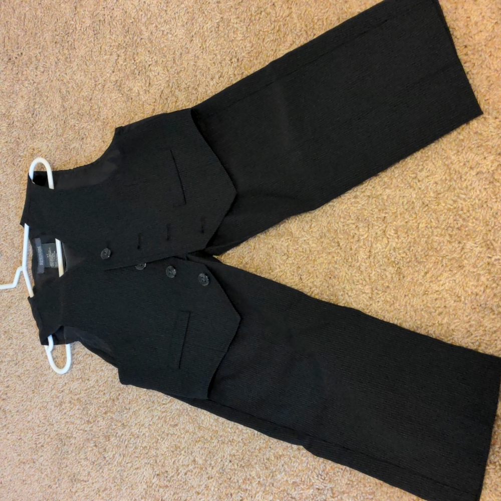 Kenneth Cole Reaction Toddler Vest and Pants